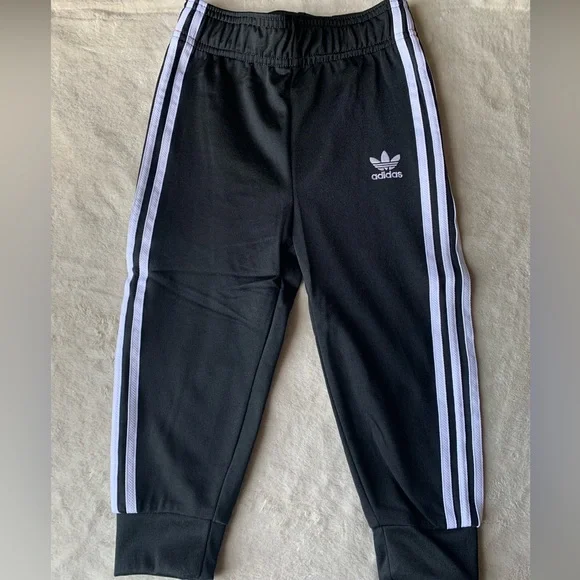 Adidas Adicolor SST Track Suit size 3T - Picture 5 of 5